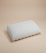 ⁦Memory Foam Pillow – High Support & Ultimate Comfort⁩ - الصورة ⁦3⁩