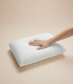 ⁦Memory Foam Pillow – High Support & Ultimate Comfort⁩ - الصورة ⁦2⁩
