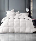 ⁦Hollow Fiber Quilt – Lightweight Feather-Like Comfort⁩ - الصورة ⁦3⁩