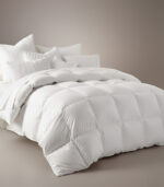 ⁦Hollow Fiber Quilt – Lightweight Feather-Like Comfort⁩ - الصورة ⁦2⁩